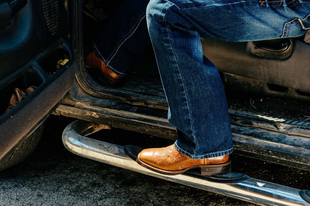 Summer Cowboy Boots: How to Wear Cowboy Boots