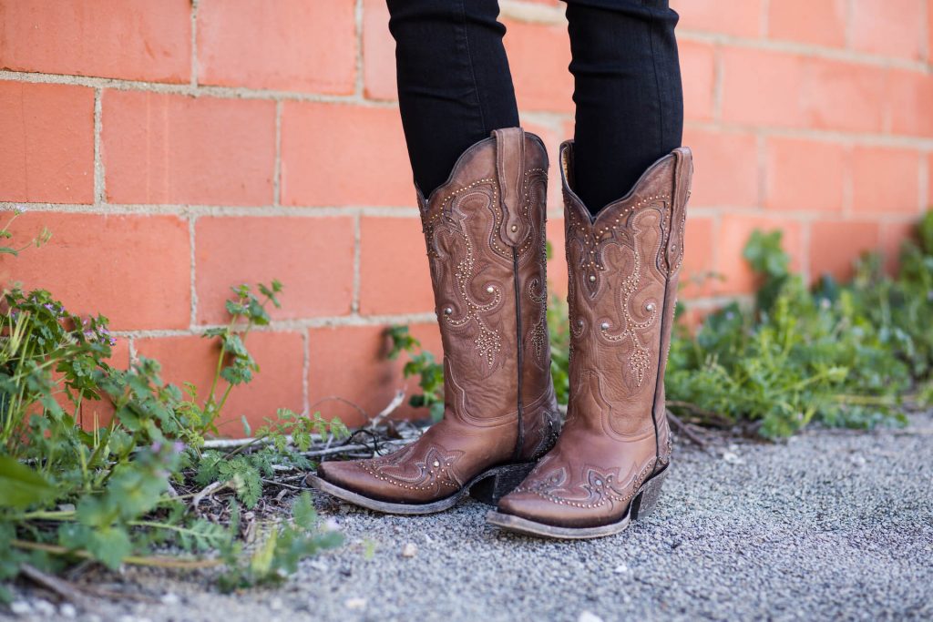 different types of cowboy boots
